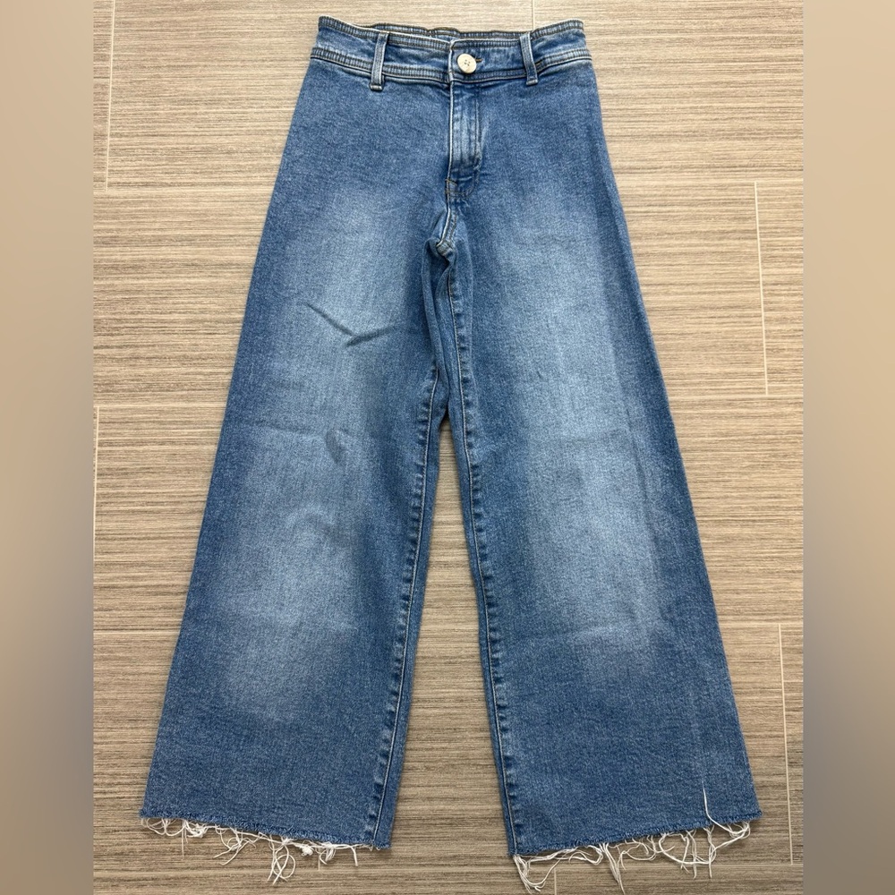 Zara - Classic Wide Leg Blue Jeans